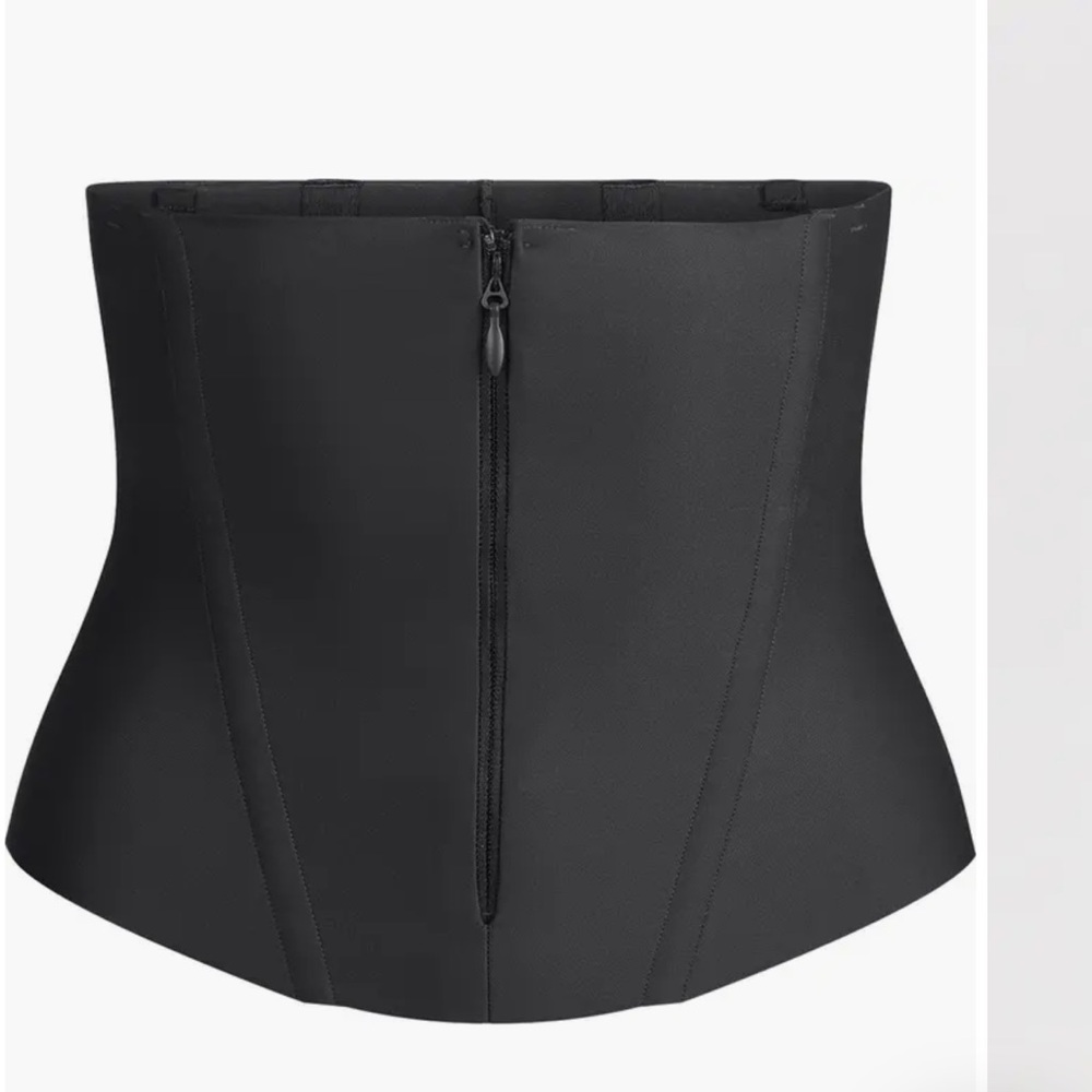 NWT Skims Body Waist Cincher Onyx
